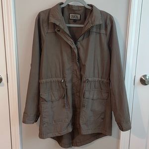 Buckle women’s coat